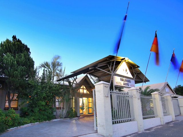 Kalahari Arms Hotel