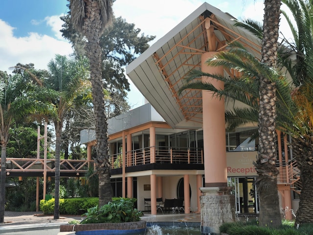 Cresta Thapama Hotel