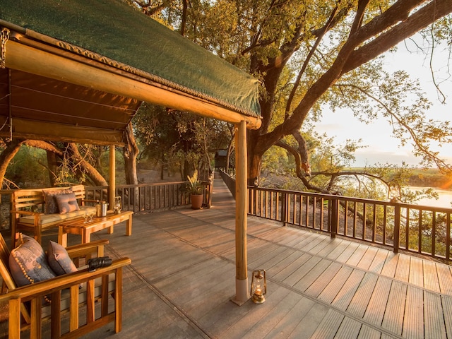 Xaro Lodge